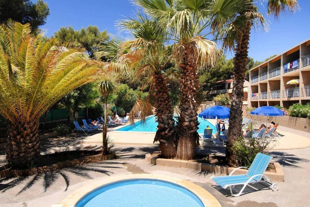 Sanary Sur Mer Appartement 30M2 T2 Avec Terrasse Piscine 10Min A Pied De La Plage 外观 照片